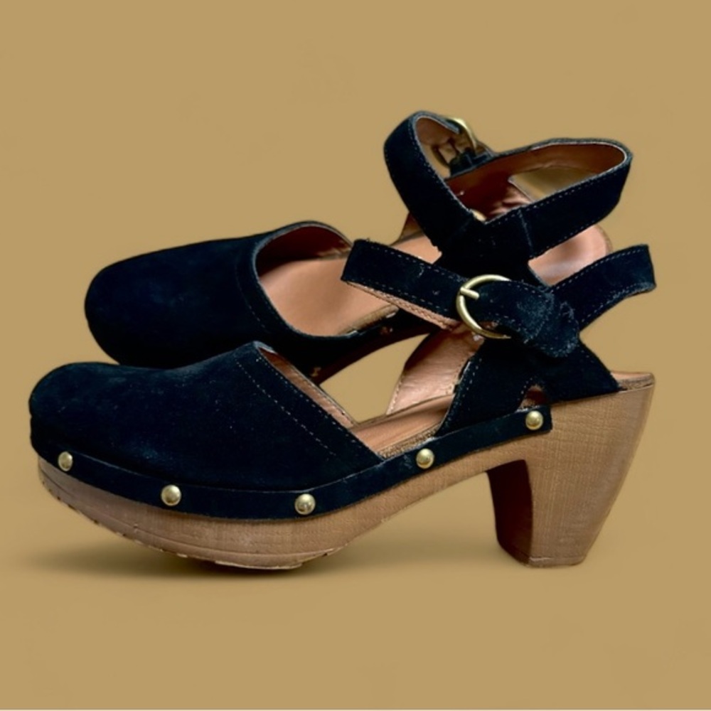 Baretraps Syndia Heels Size 8M